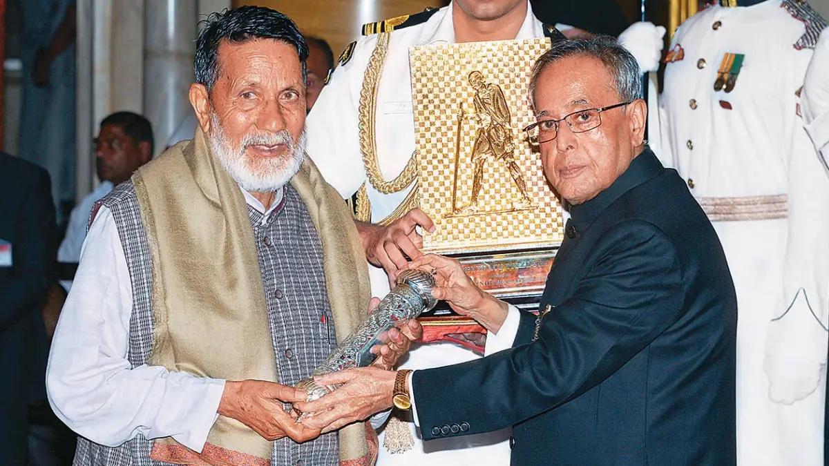 Chandi Prasad Bhatt- Founder of Dasholi Gram Swarajya Sangh (DGSS) - JUNGLE TAK