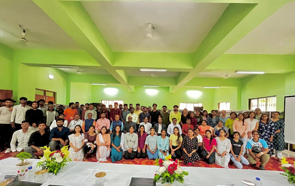 Guru Ghasidas Vishwavidyalaya में विद्यार्थियों के कौशल विकास हेतु 4 दिवसीय Bamboo Craft Workshop का आयोजन- JUNGLE TAK