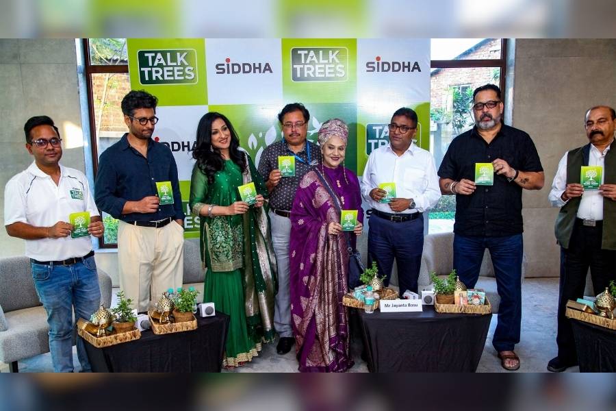 Forest depletion, urban wildlife conflict, Kolkata’s green spaces in focus at ‘Talk Trees’- JUNGLE TAK